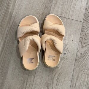 Sorel Women's Beige Slide Sandals